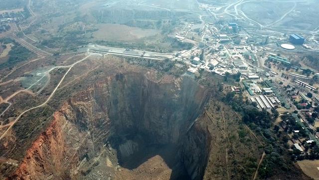 開采出世界最大鑽石：3106克拉的南非小鎮，現在人們暴富了嗎？